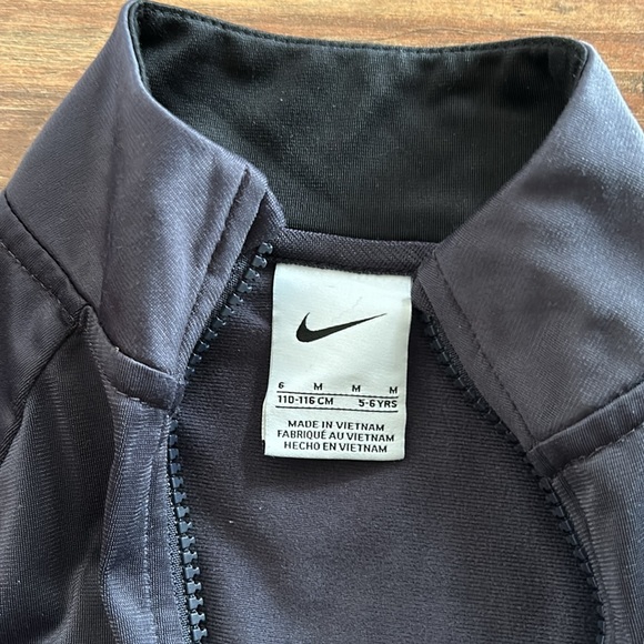 Nike Boys sz 5 - 6 Gray Long Sleeve Full Zip Up Track Jacket - Picture 2 of 4